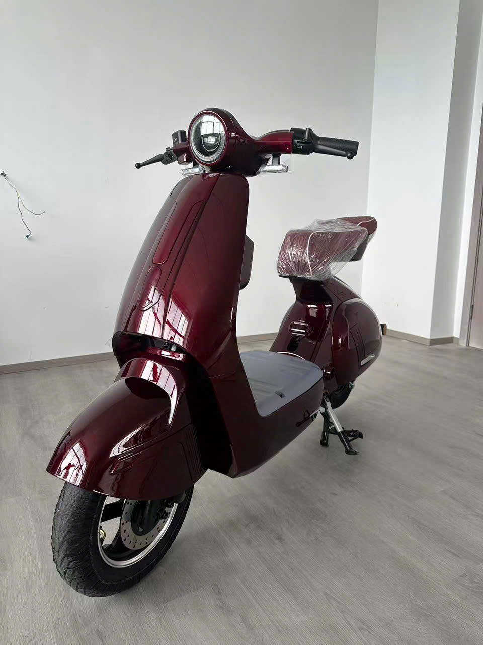 4 Xe Đạp Điện V3 Kiểu Dáng Vespa Nhỏ Gọn - hình 4