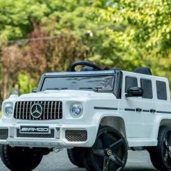 Xe Ô Tô Điện Trẻ Em XGD-2023 Kèm Điều Khiển Từ Xa